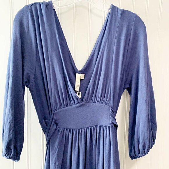 Fossil Size Large Deep V-Neck Belted Jersey Dress - Picture 2 of 4